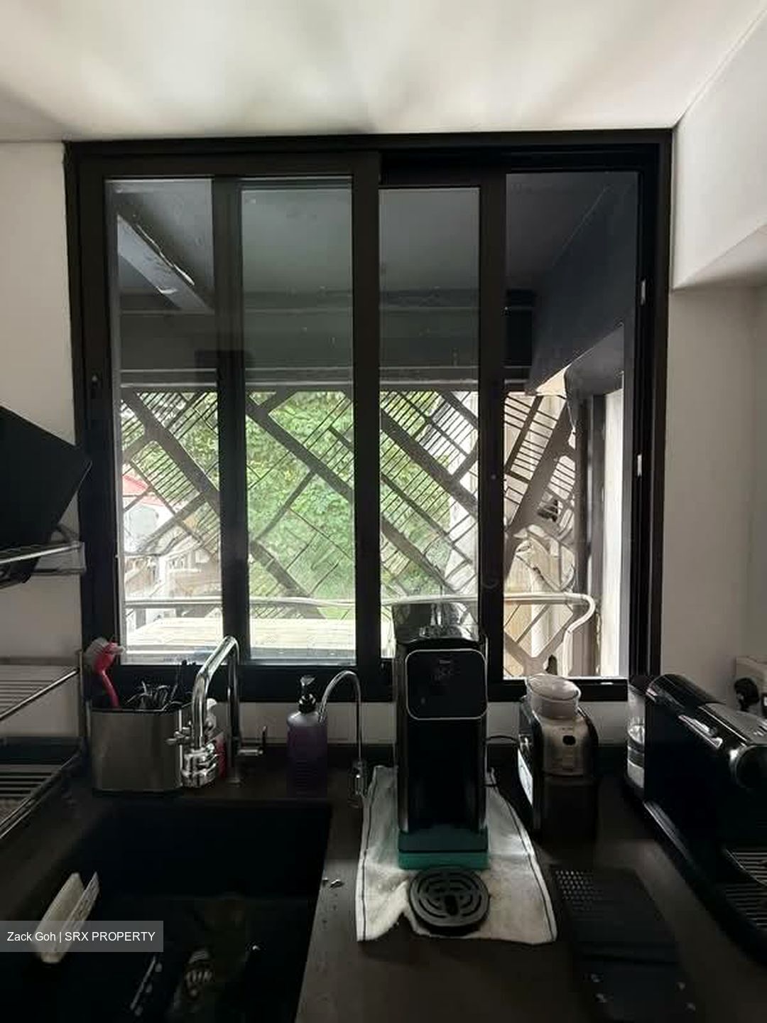 Loyang Green (D17), Office #568039721